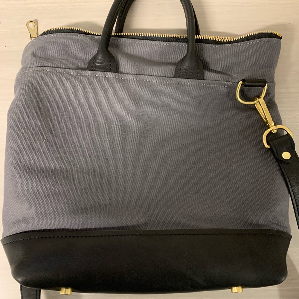 ***SOLD*** R. Riveter Otto Bag - Picture 2 of 9